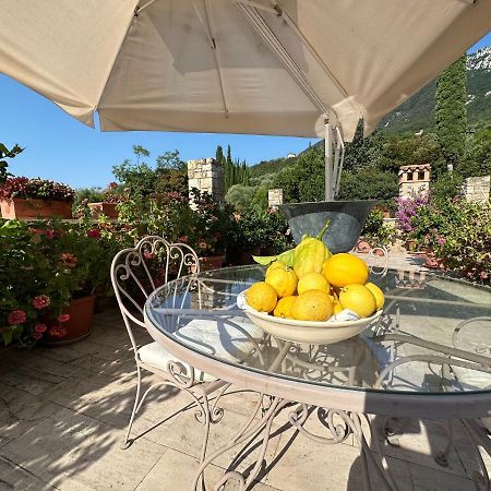 La Cascata Negli Ulivi Bed & Breakfast ตอสโกลาโน มาแดร์โน ภายนอก รูปภาพ