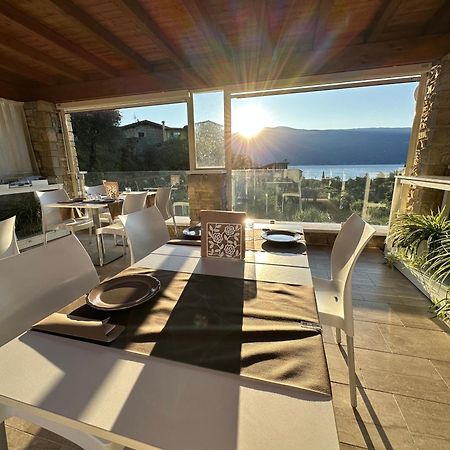 La Cascata Negli Ulivi Bed & Breakfast ตอสโกลาโน มาแดร์โน ภายนอก รูปภาพ