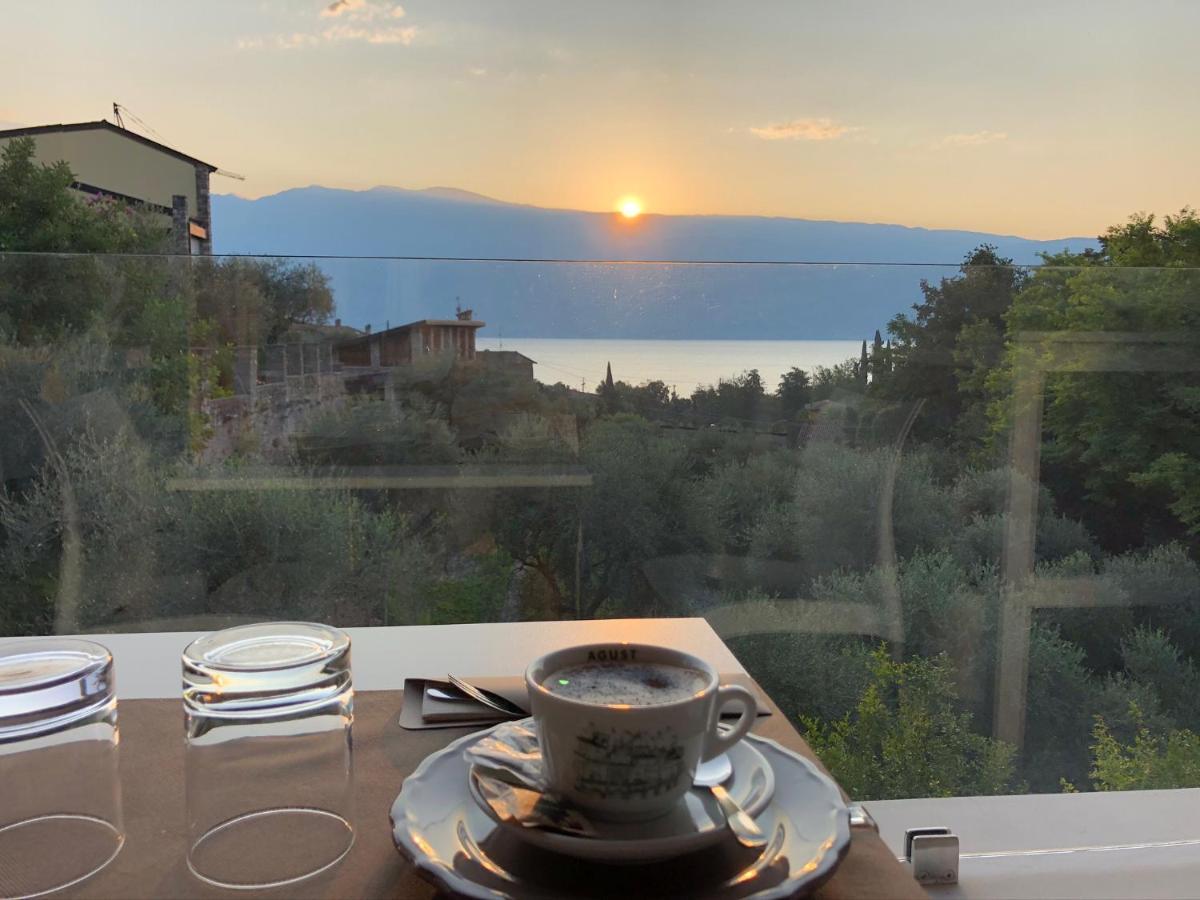 La Cascata Negli Ulivi Bed & Breakfast ตอสโกลาโน มาแดร์โน ภายนอก รูปภาพ