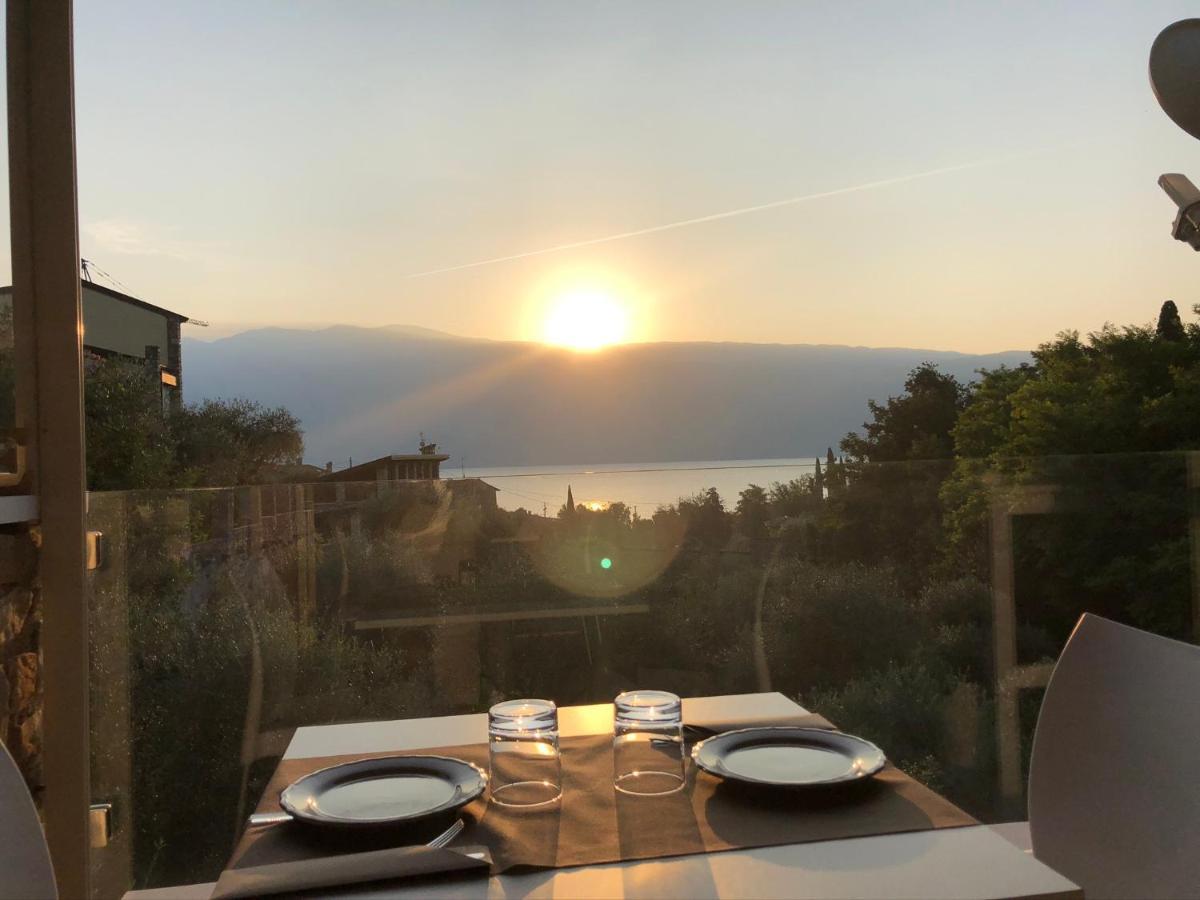 La Cascata Negli Ulivi Bed & Breakfast ตอสโกลาโน มาแดร์โน ภายนอก รูปภาพ
