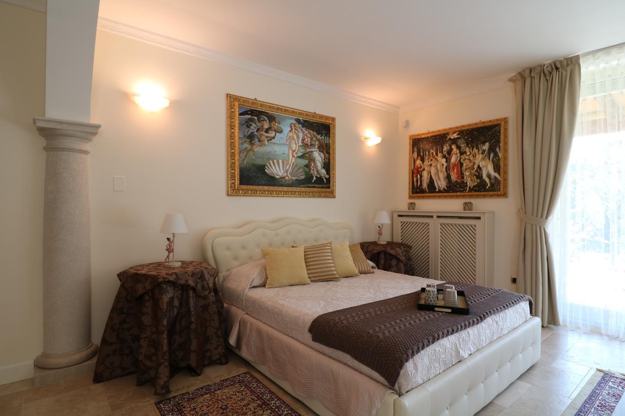 La Cascata Negli Ulivi Bed & Breakfast ตอสโกลาโน มาแดร์โน ภายนอก รูปภาพ