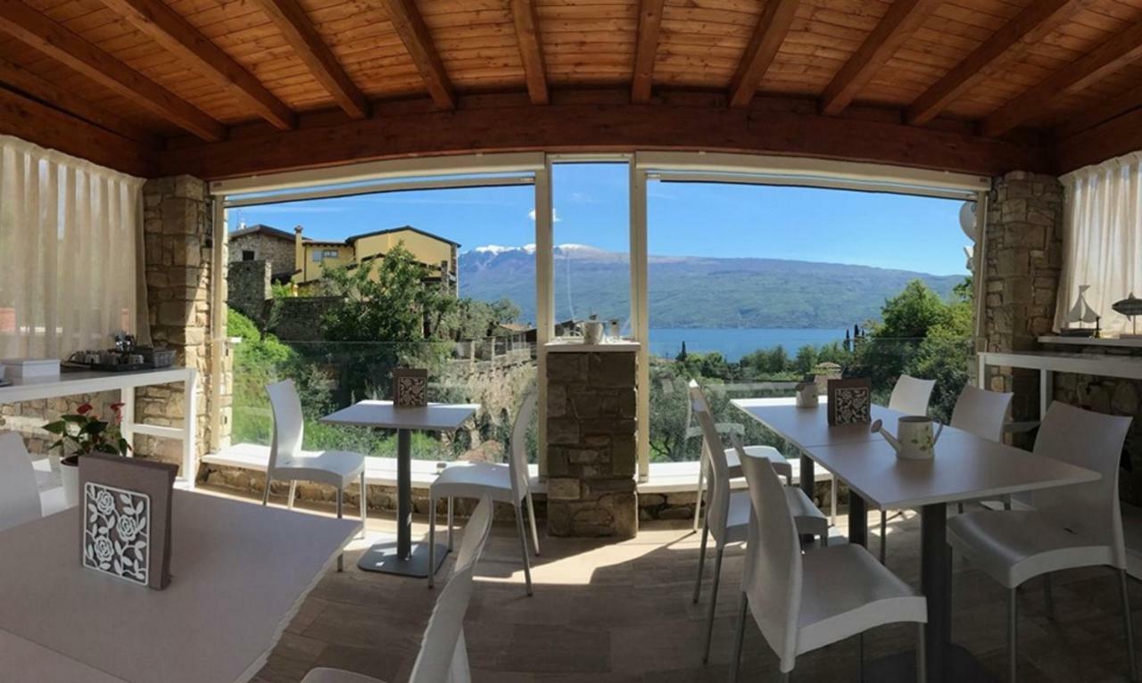 La Cascata Negli Ulivi Bed & Breakfast ตอสโกลาโน มาแดร์โน ภายนอก รูปภาพ