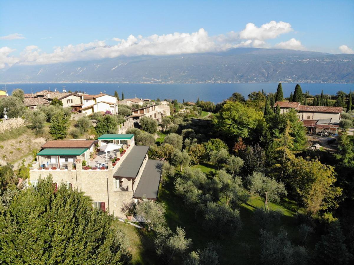 La Cascata Negli Ulivi Bed & Breakfast ตอสโกลาโน มาแดร์โน ภายนอก รูปภาพ
