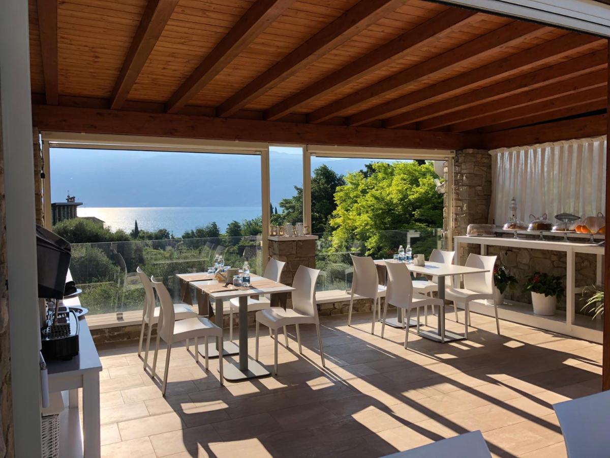 La Cascata Negli Ulivi Bed & Breakfast ตอสโกลาโน มาแดร์โน ภายนอก รูปภาพ